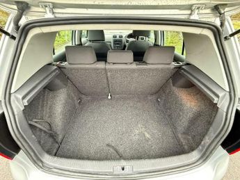 Volkswagen Golf 1.6 FSI S 5dr