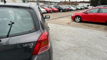 Toyota Yaris 1.33 Dual VVT-i TR Hatchback 5dr Petrol MultiMode Euro 4 (s/s) (