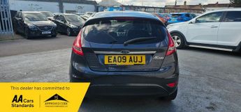 Ford Fiesta 1.4 Titanium Hatchback 3dr Petrol Automatic (154 g/km, 94 bhp)