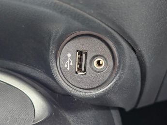 Nissan Juke 1.6 Acenta XTRON Euro 6 5dr