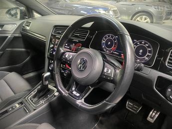 Volkswagen Golf R TSI 4MOTION DSG