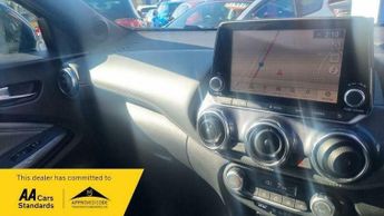 Nissan Juke 1.0 DIG-T N-Connecta SUV 5dr Petrol DCT Auto Euro 6 (s/s) (114 p