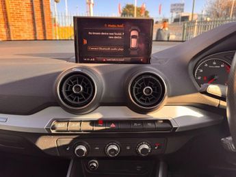 Audi Q2 1.4 TFSI CoD S line SUV 5dr Petrol S Tronic Euro 6 (s/s) (150 ps