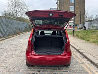 Nissan Note N-TEC