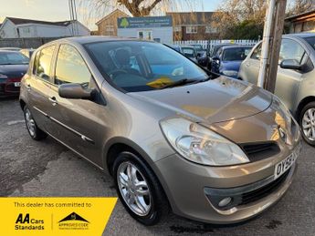 Renault Clio EXPRESSION 16V