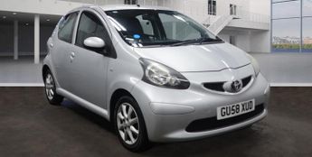 Toyota AYGO 1.0 VVT-i Platinum Hatchback 5dr Petrol Manual Euro 4 (67 bhp)