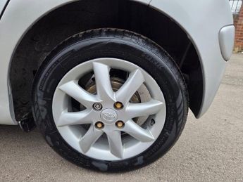 Toyota AYGO VVT-I PLATINUM MM