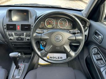 Nissan Almera SE