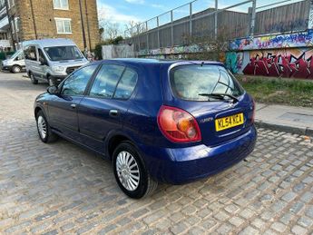 Nissan Almera SE