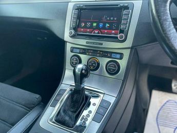 Volkswagen Passat 3.6 FSI V6 R36 DSG 4Motion Euro 4 4dr