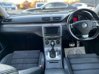 Volkswagen Passat 3.6 FSI V6 R36 DSG 4Motion Euro 4 4dr