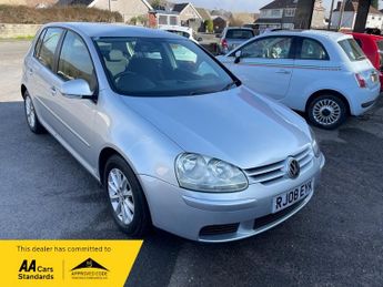 Volkswagen Golf TDi MATCH TDI DPF 105