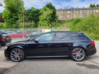 Audi A4 S4 AVANT QUATTRO