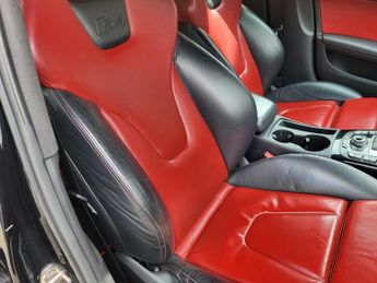 Audi A4 S4 AVANT QUATTRO