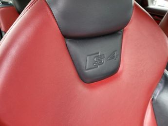 Audi A4 S4 AVANT QUATTRO