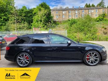 Audi A4 S4 AVANT QUATTRO