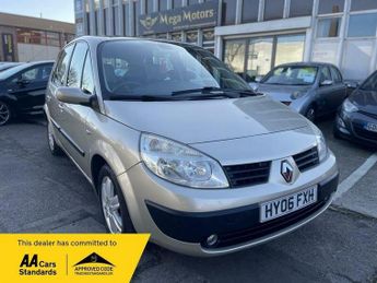 Renault Scenic 1.6 VVT Dynamique 5dr