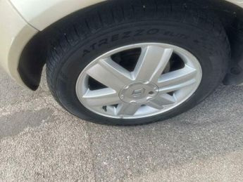 Renault Scenic 1.6 VVT Dynamique S 5dr