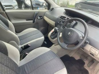 Renault Scenic 1.6 VVT Dynamique S 5dr