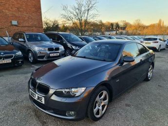 BMW 330 3.0 330d SE Steptronic Euro 4 2dr