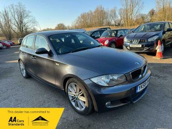 BMW 118 118d M SPORT