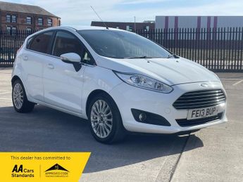 Ford Fiesta 1.5 TDCi Titanium Hatchback 5dr Diesel Manual Euro 5 (75 ps)