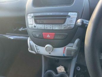 Toyota AYGO 1.0 VVT-i + MultiMode Euro 4 5dr