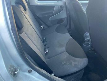 Toyota AYGO 1.0 VVT-i + MultiMode Euro 4 5dr