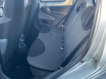 Toyota AYGO 1.0 VVT-i + MultiMode Euro 4 5dr