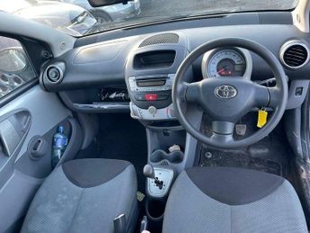 Toyota AYGO 1.0 VVT-i + MultiMode Euro 4 5dr