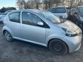 Toyota AYGO 1.0 VVT-i + MultiMode Euro 4 5dr
