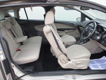 Ford B-Max TITANIUM