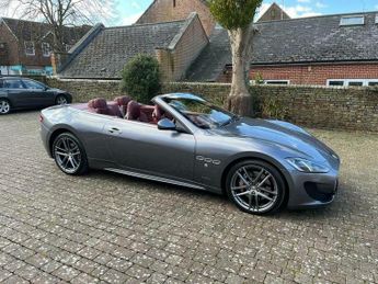 Maserati GranCabrio 4.7 V8 Sport MC Shift Euro 5 2dr