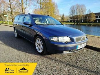 Volvo V70 2.4 SE Estate 5dr Petrol Automatic (231 g/km, 170 bhp)