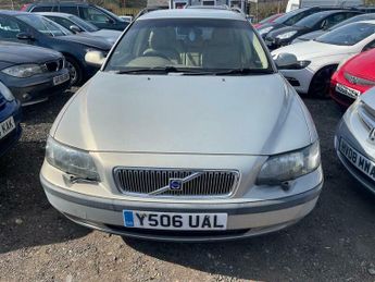 Volvo V70 2.4 5dr