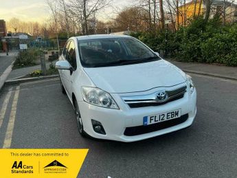 Toyota Auris 1.8 VVT-h T Spirit CVT Euro 5 (s/s) 5dr