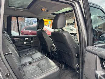 Land Rover Discovery 3.0 SD V6 Graphite SUV 5dr Diesel Auto 4WD Euro 6 (s/s) (256 bhp