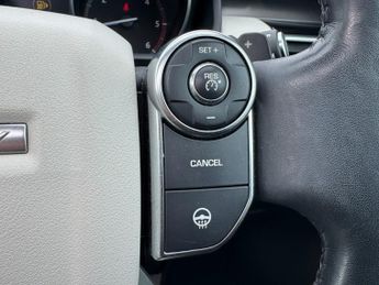 Land Rover Discovery 2.0 SD4 HSE Luxury SUV 5dr Diesel Auto 4WD Euro 6 (s/s) (240 ps)