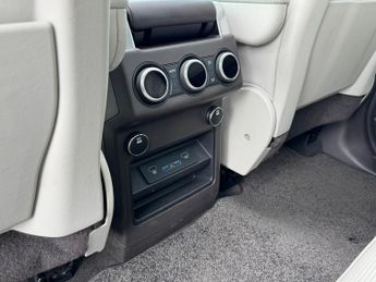 Land Rover Discovery 2.0 SD4 HSE Luxury SUV 5dr Diesel Auto 4WD Euro 6 (s/s) (240 ps)