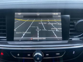 Vauxhall Insignia 1.5i Turbo SRi Nav Grand Sport 5dr Petrol Manual Euro 6 (s/s) (1