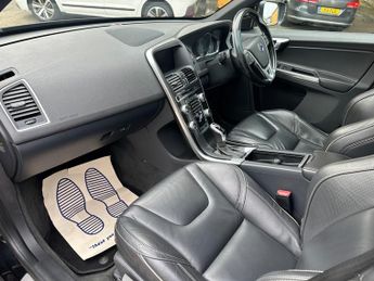 Volvo XC60 D4 R-DESIGN LUX NAV AWD