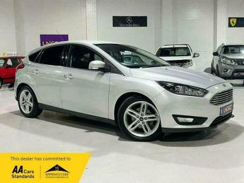 Ford Focus 1.6 Zetec Powershift Euro 6 5dr