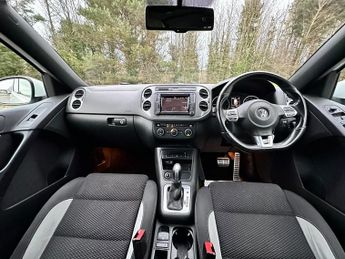 Volkswagen Tiguan R LINE TDI BLUEMOTION TECH 4MOTION DSG