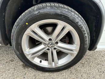 Volkswagen Tiguan R LINE TDI BLUEMOTION TECH 4MOTION DSG