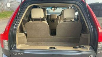 Volvo XC90 2.4 D5 SE Geartronic AWD 5dr