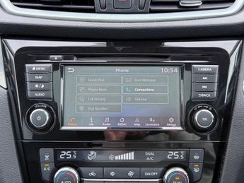 Nissan Qashqai DIG-T TEKNA DCT