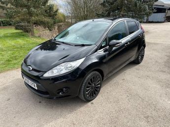 Ford Fiesta TITANIUM TDCI