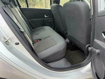 Renault Clio 1.6 VVT Expression Hatchback 5dr Petrol Auto Euro 5 (111 ps)