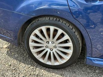 Subaru Legacy 2.5i SE Sport Tourer Lineartronic 4WD Euro 5 5dr