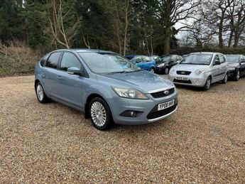 Ford Focus 1.6 Titanium 5dr